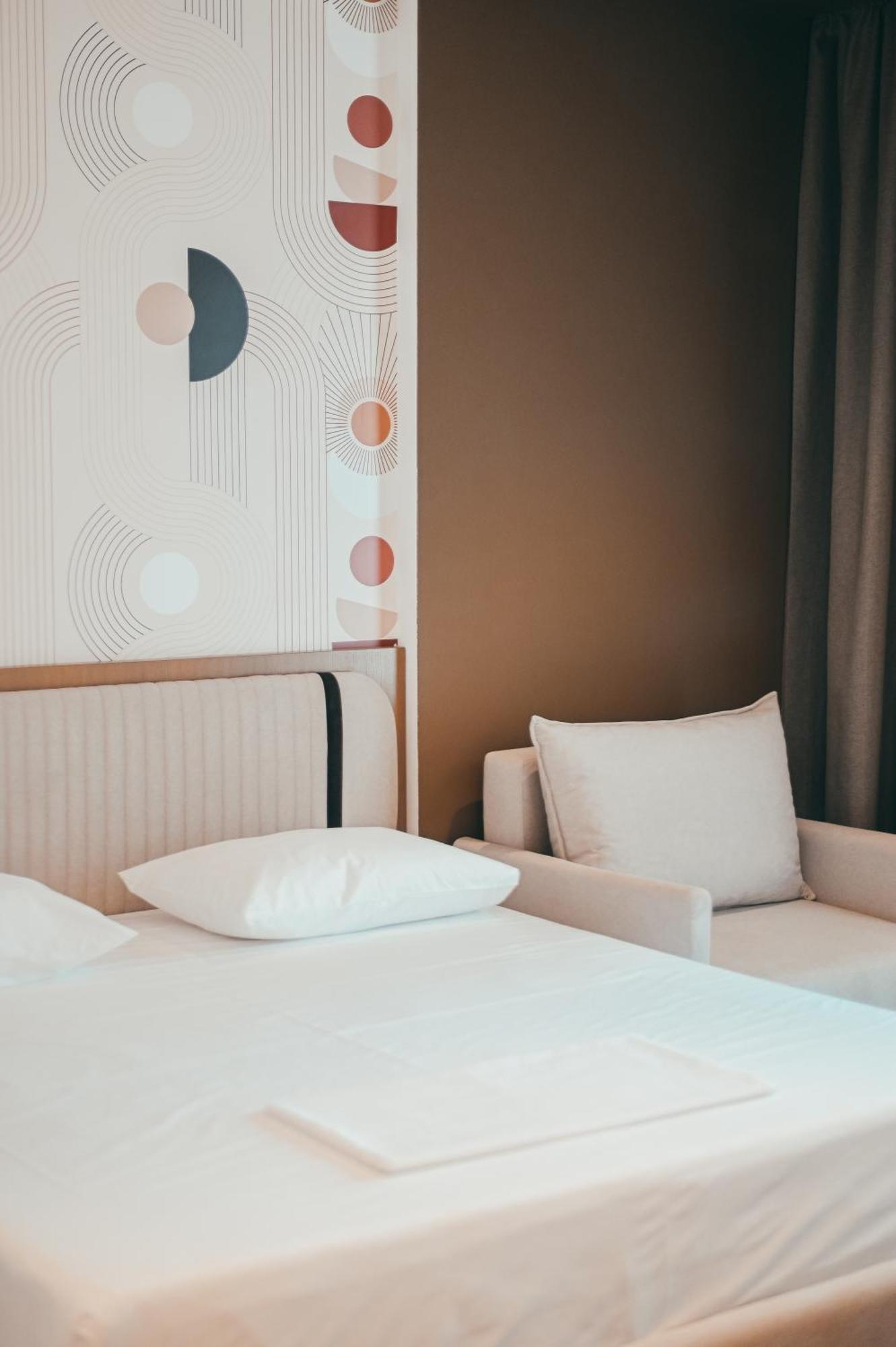 Monun Hotel Ксамил Экстерьер фото